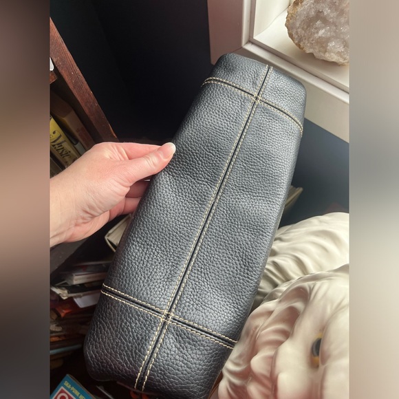 Vintage Y2K Dooney & Bourke Black Leather Hobo Handbag 2000s - Picture 6 of 15